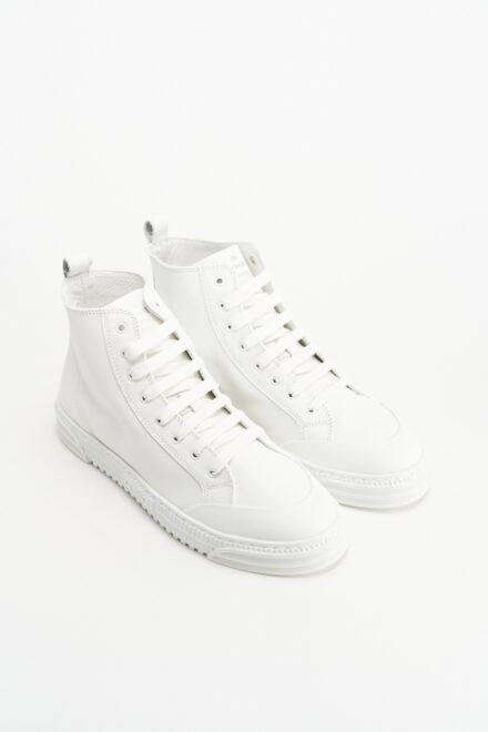 CPH774M vitello white