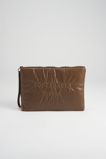 CPH POUCH 2 big recycled nylon nut brown